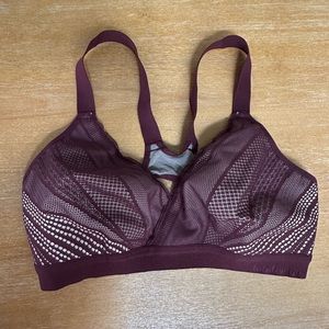 maroon racerback lululemon sports bra